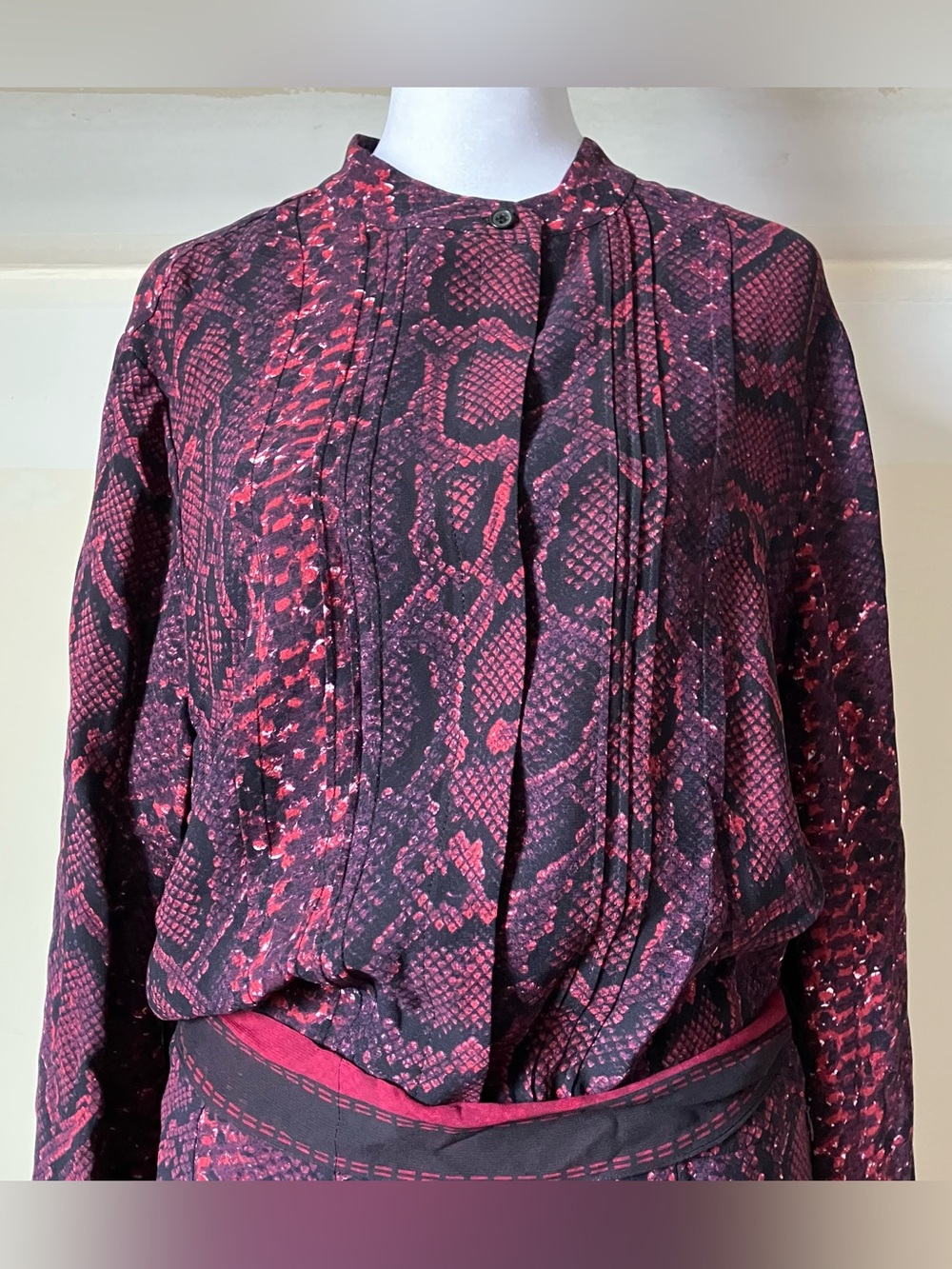 Reiss Aurora Burgundy Snake Print Flippy Belted Knee Length Dress size 10 - Picture 7 of 10